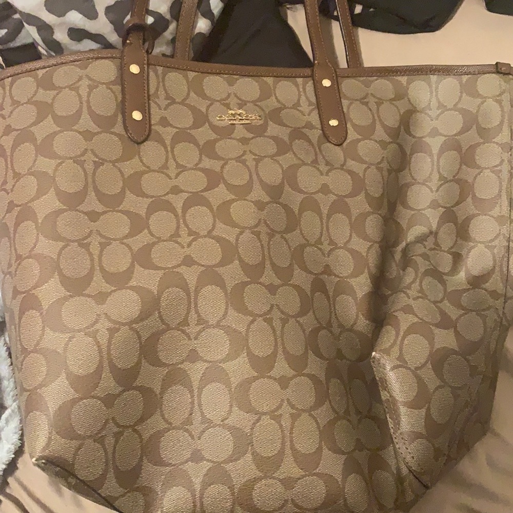 Coach tote